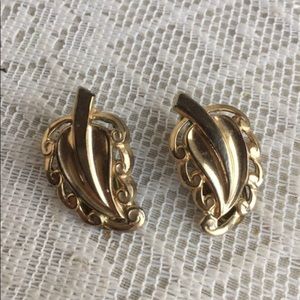 Signed Barclay Vintage Clip On Earrings